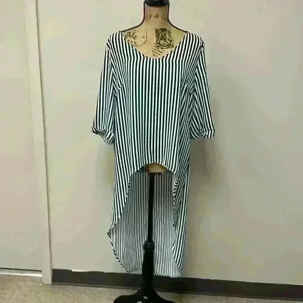 Shirt with long tail back